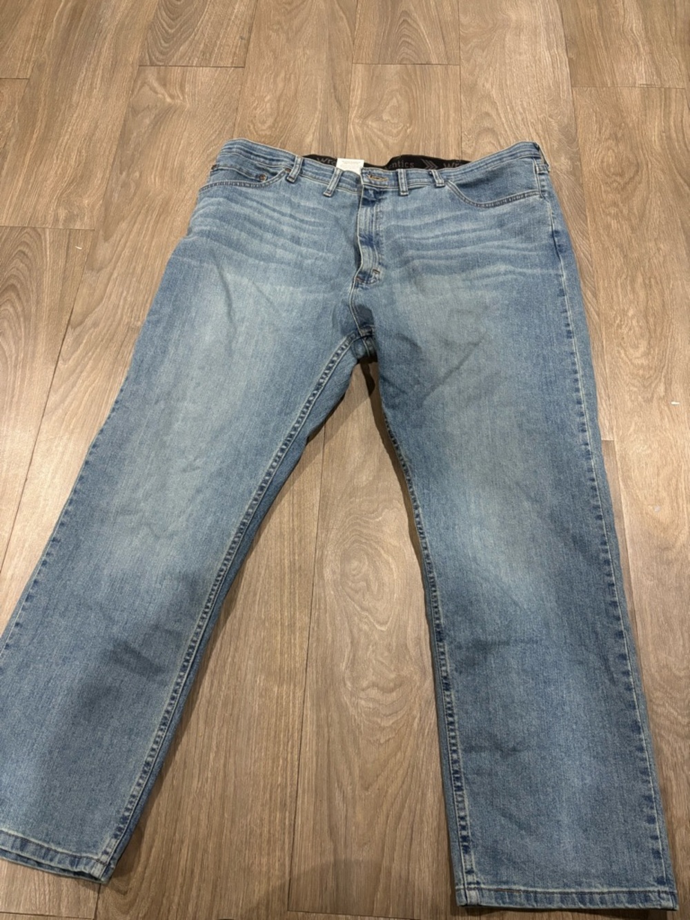 Wrangler Light Wash Straight Jeans - Pale Blue Denim